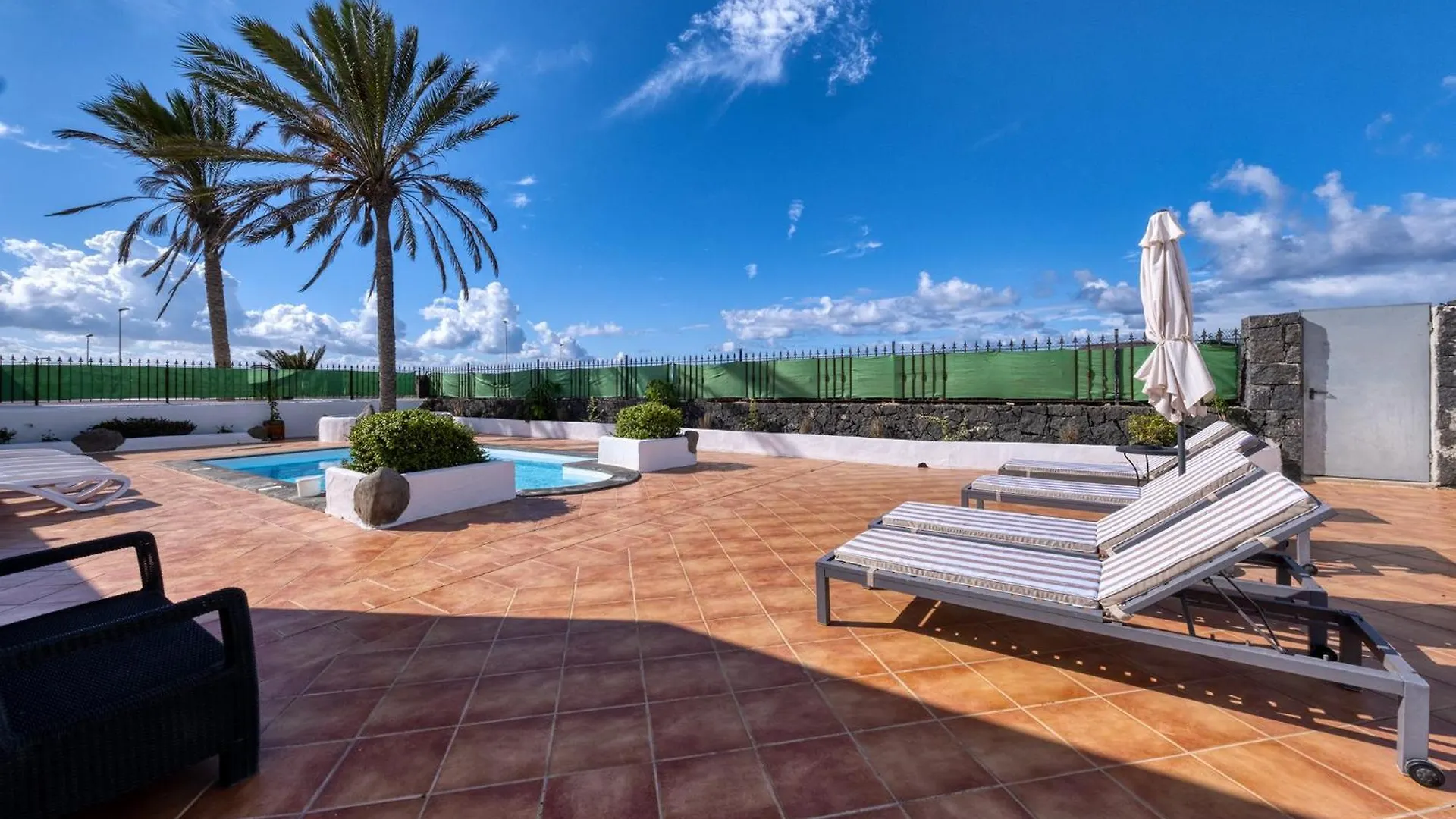 Villa Arena Blanca With Private Pool And Bbq Playa Blanca  Holiday home Playa Blanca (Lanzarote)